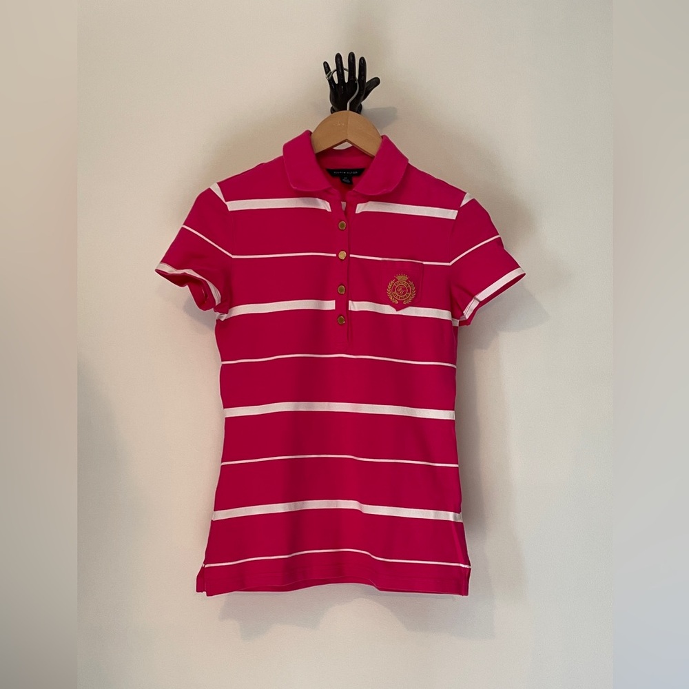 S Tommy Hilfiger Fuscia & white striped polo. Gold embroidery & gold buttons